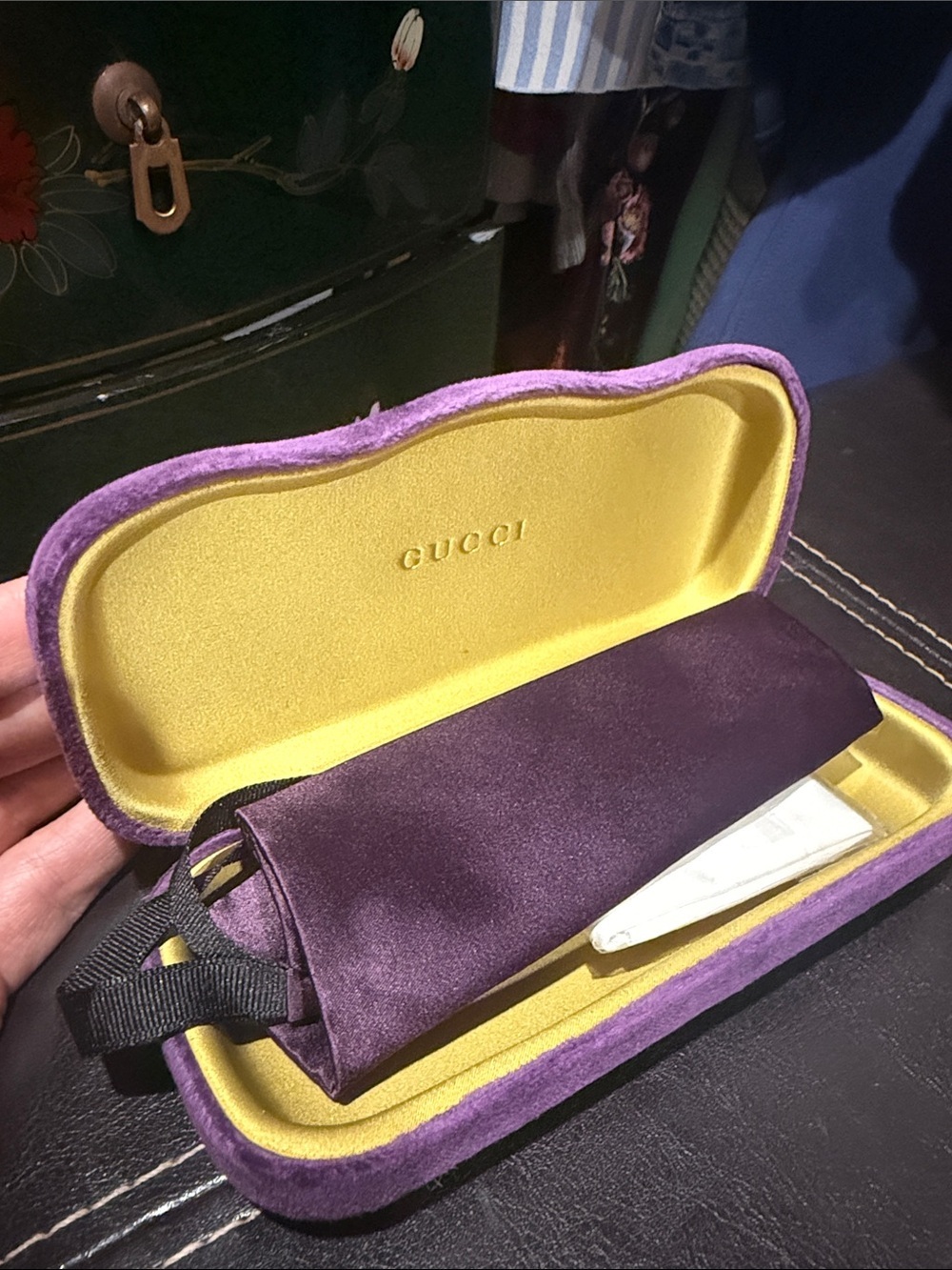- Gucci Velvet sunglasses Case Brand new with dust bag - Picture 1 of 3